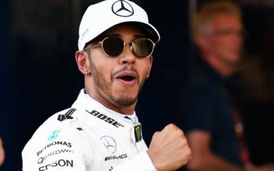 MONDO VEG, FRA LE STAR VEGANE C’È ANCHE IL PILOTA LEWIS HAMILTON